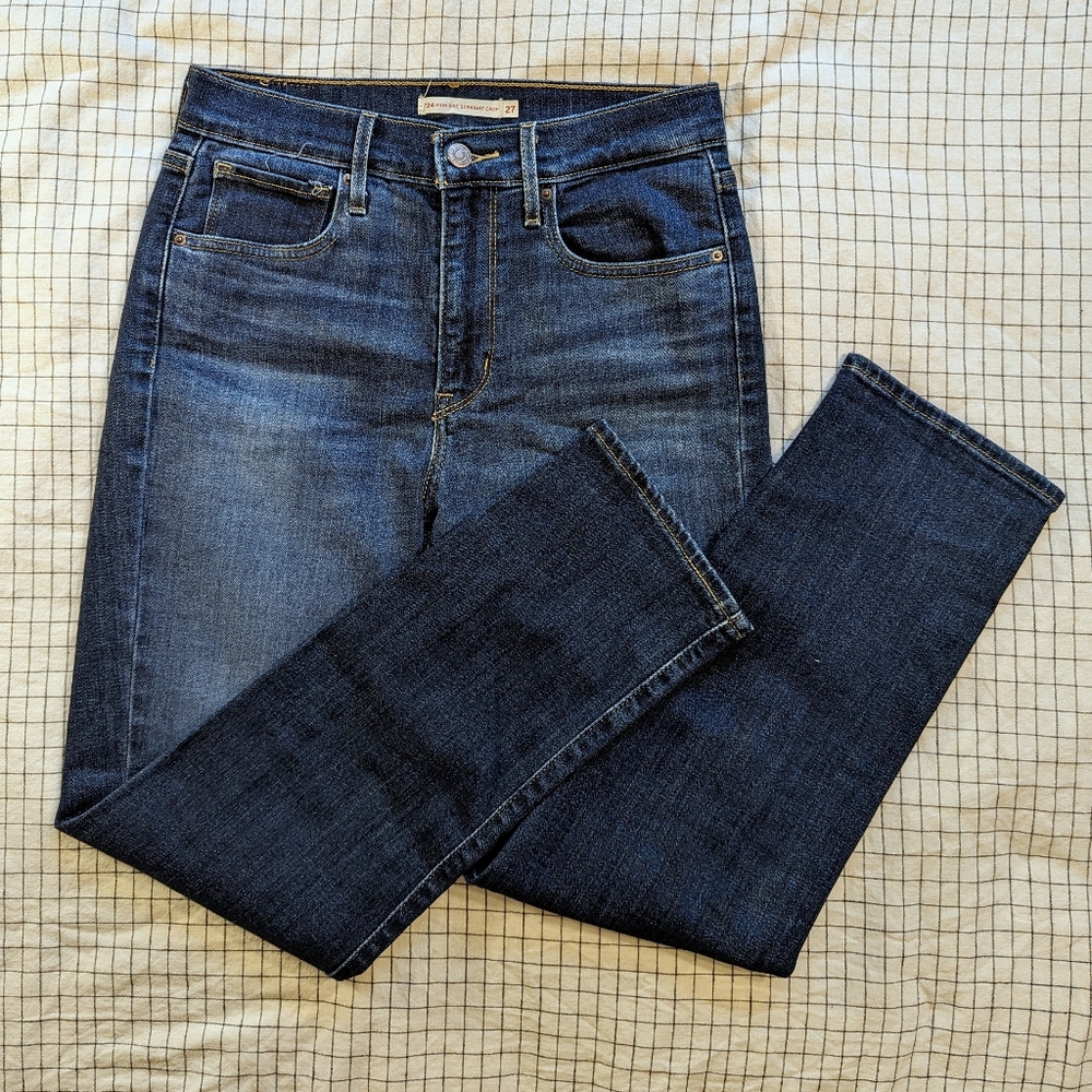 Levi 724 High Rise Straight Crop Jeans